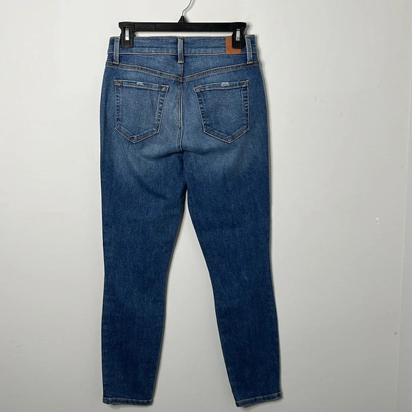 Level 99 Heidi Exposed Button High Rise Skinny Jeans - Picture 5 of 7